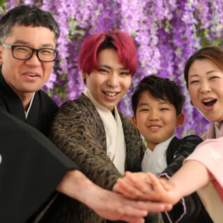 家族で祝う二十歳記念　ご家族みんなで着物